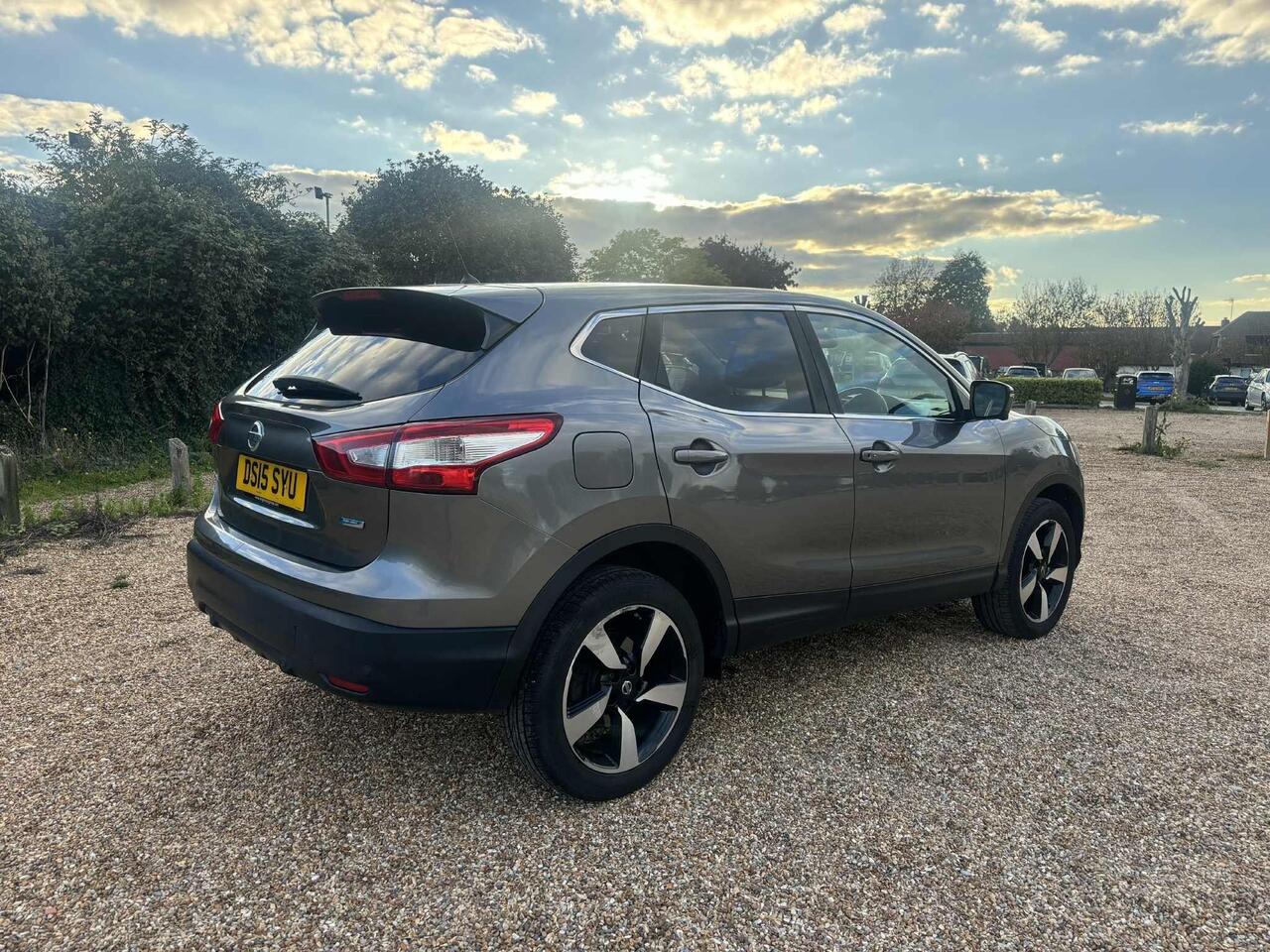 2015 Nissan Qashqai n-tec
