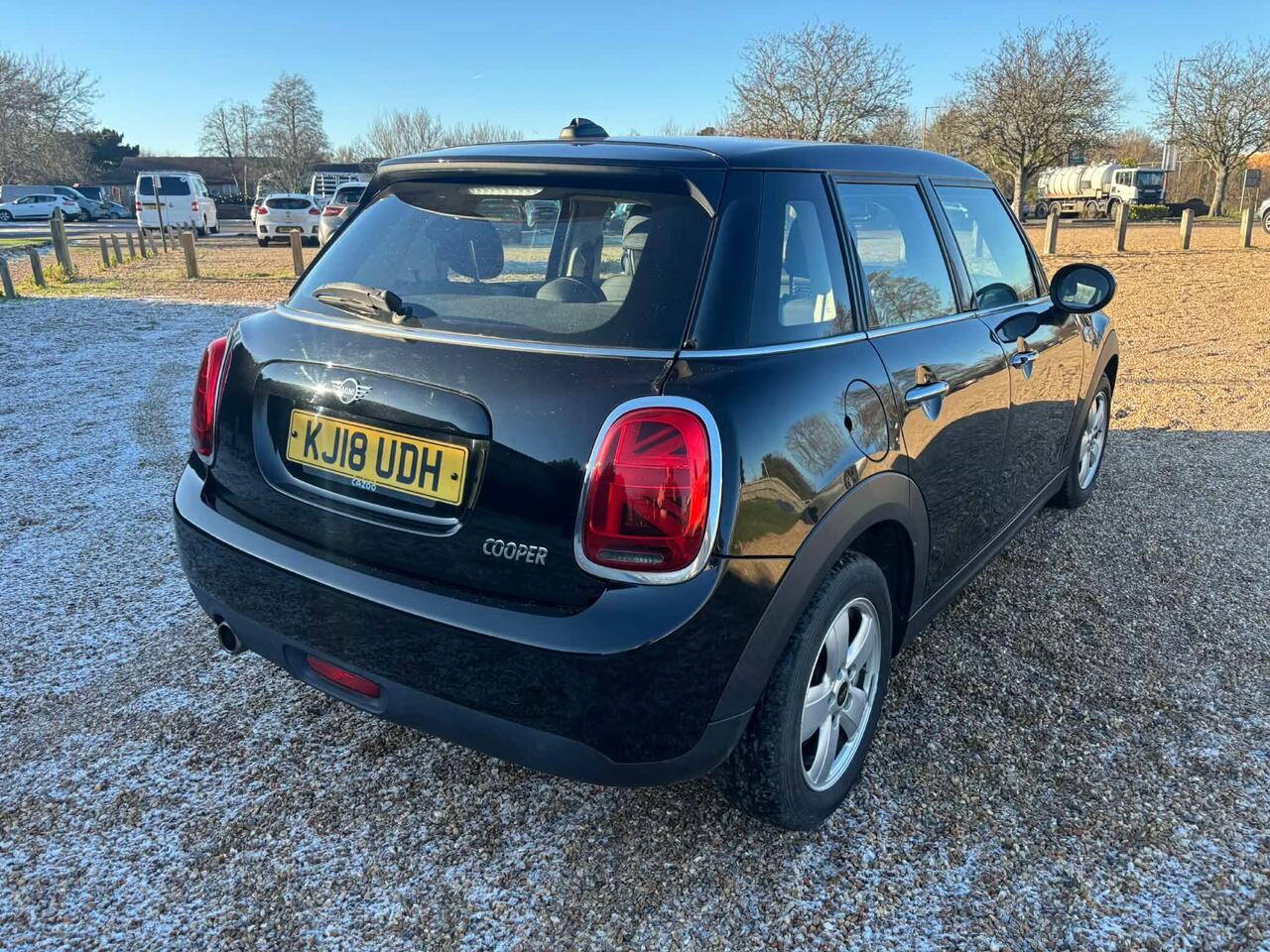 2018 MINI Hatch Cooper